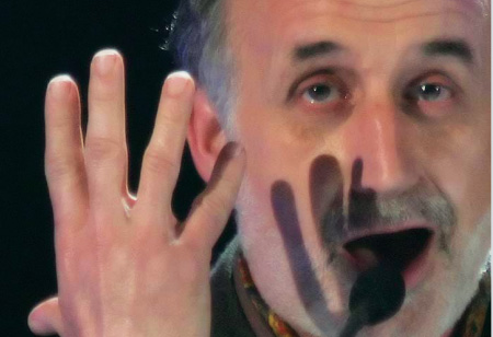 Gjak ne faqe te pare nga Edmond Tupja