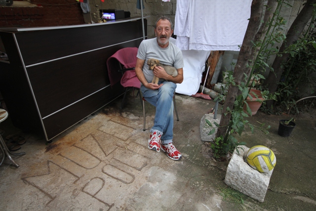 Perikliu me Demokratin dhe disa detaje ne nje “muze politik”