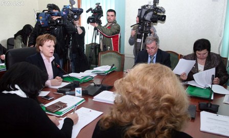Komisioni Medias, debat per ligjin
