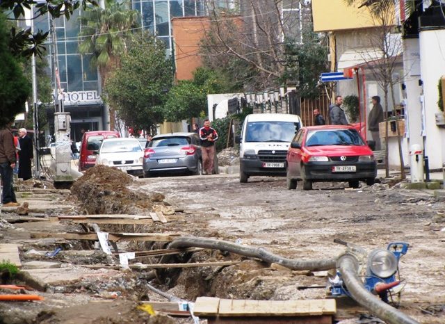 “Po na mbajne peng qe te na e presin shiritin ne qershor” (FOTO)