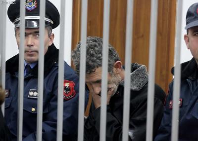 Media per pedofilin, gazetarja Elona Elezi jep doreheqje nga shqiptarja.com, Anila Basha kerkon ndjese (?). Ky po, mund te jete debat i shendetshem
