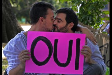 "OUI"