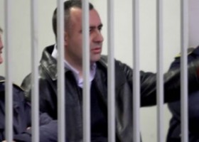 Vetem ne Shqiperi ndodh kjo: Asnje avokat nuk pranon mbrojtjen e Dritan Dajtit, gjykata i drejtohet Nishanit
