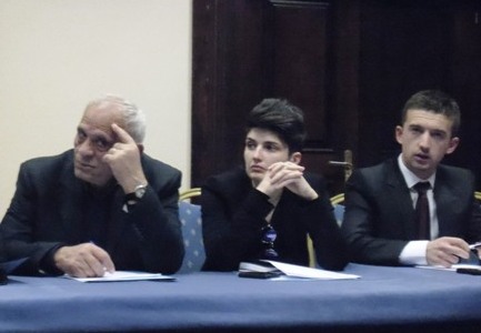 Xheni Karaj e pyet FRD per LGBT. Pergjigjet Oketa (VIDEO)