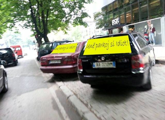 Une parkoj si idiot