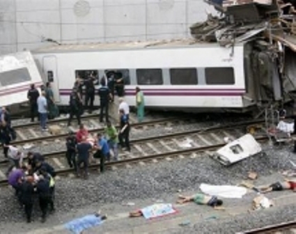 Spanje, treni del nga shinat, 77 te vdekur