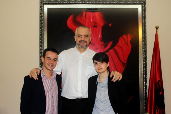 LGBT: Mesazhi yne per qeverine e re