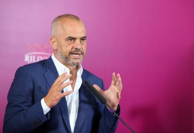Ne administraten e re do te kete redaktore te gjuhes shqipe!