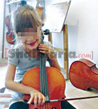 6-vjecarja autike fiton konkursin, mesuesja insiston ta largoje