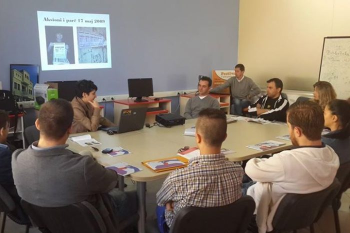 Te rinjte e Korces trainim per median online dhe ceshtje te LGBT