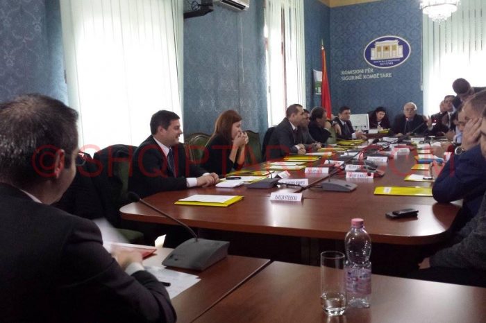 Tahiri: Po rrezikohet jeta e shqiptareve, SHISH s’na ndihmon
