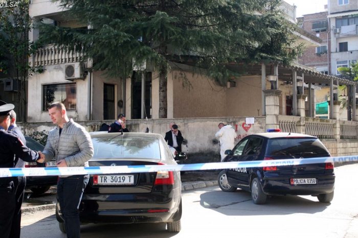 Tritoli/ SHBA apel qytetareve ameriken ne Shqiperi: Kujdes kur parkoni, inspektoni makinat