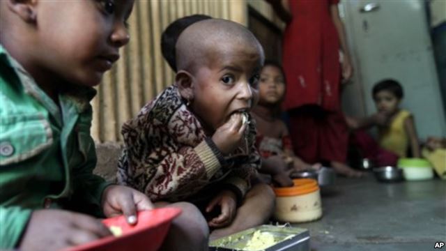Ministri Brendshem i Italise: 600 mije emigrante presin te kalojne ne Itali