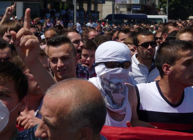 Maqedonia note proteste ndaj Shqiperise dhe Kosoves: Mos nderhyni ne punet e brendshme