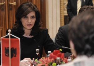 Topalli kunder Bashes: eshte shmangur zinxhiri i drejtimit ne PD