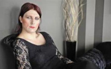 Maqedonasi i pare qe nderron gjinine: Darko behet Klaudia
