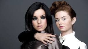 Kengetarja e duos t.A.T.u Julia Volkova, nuk i ka problem lesbiket, por s'mund te pranoje 'meshkujt gay'