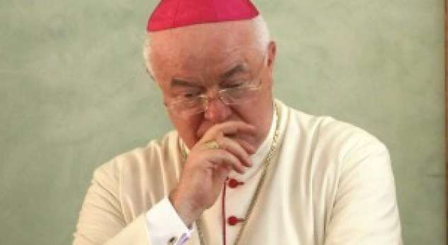 Skandal ne Vatikan, arrestohet nje peshkop per pedofili