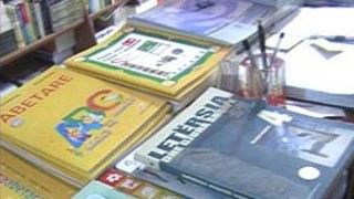 Komuniteti rom dhe egjiptian: Probleme me marrjen e librave falas ne qytetin e Elbasanit