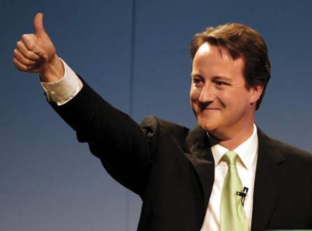 David Cameron: Eshte dicka e embel te shohesh cifte gej te puthen ne publik