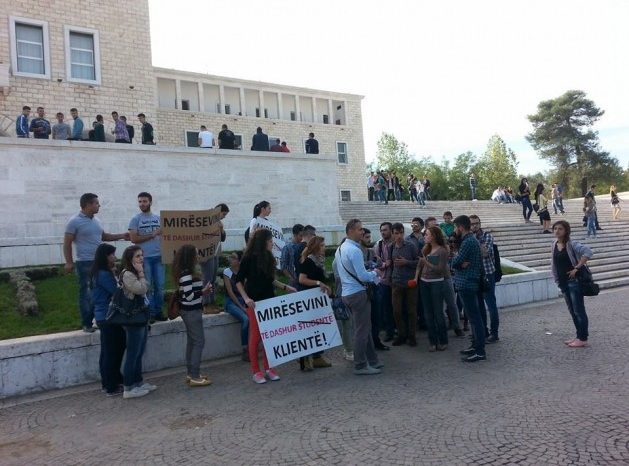 Nis viti i ri akademik: Proteste studentore!