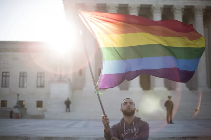 Raporti parashikon rritje të madhe të votuesve LGBTQ në dekadat e ardhshme